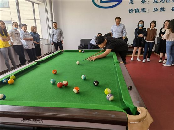 D:\工作\黨團(tuán)工作\工會(huì)\臺(tái)球比賽\d6ec78dc111c59300ac2974f9e86f92.jpg